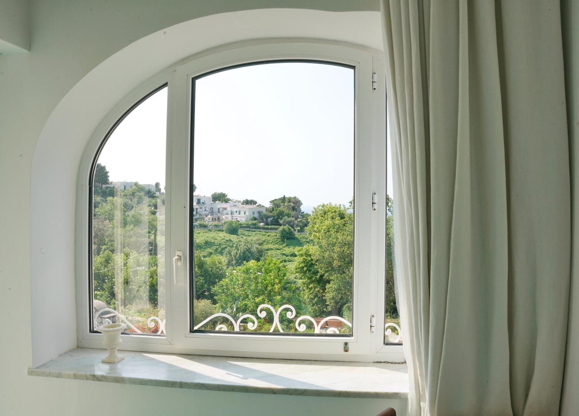 Dimora Storica Villa Pasquale Капри Екстериор снимка