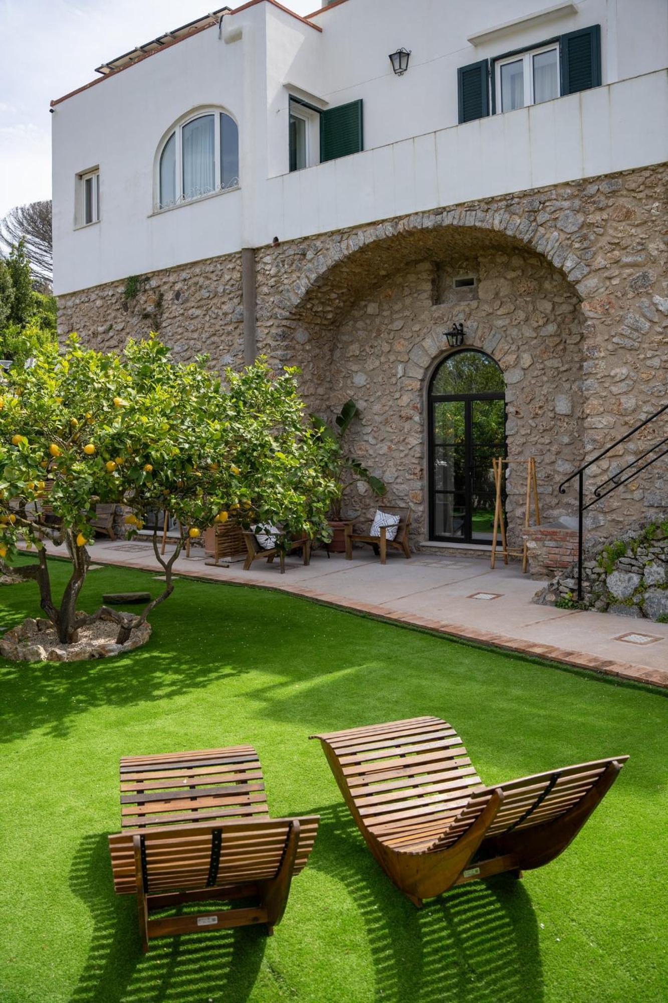Dimora Storica Villa Pasquale Капри Екстериор снимка